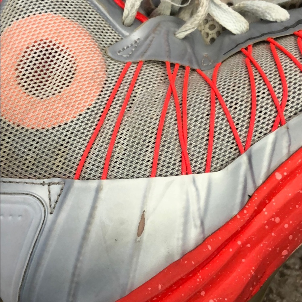 Original Nike Hyperdunks - image 6